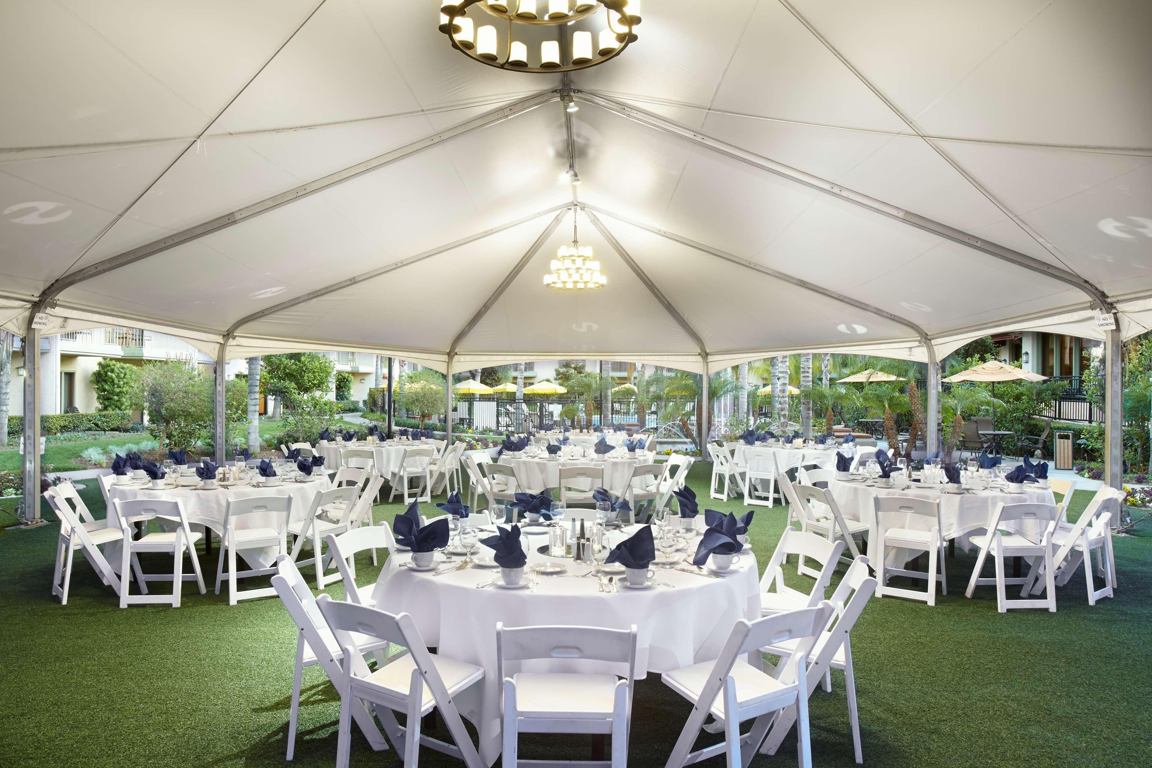 Doubletree By Hilton Airport Hotel Ontario