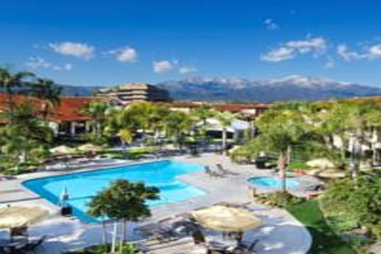 Hotel Doubletree By Hilton Airport