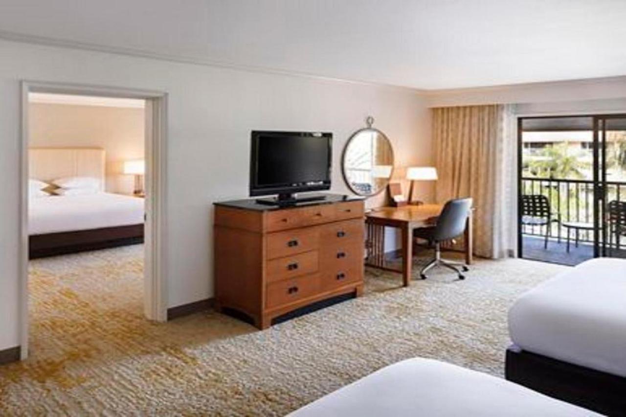 Hotel Doubletree By Hilton Airport 4*
