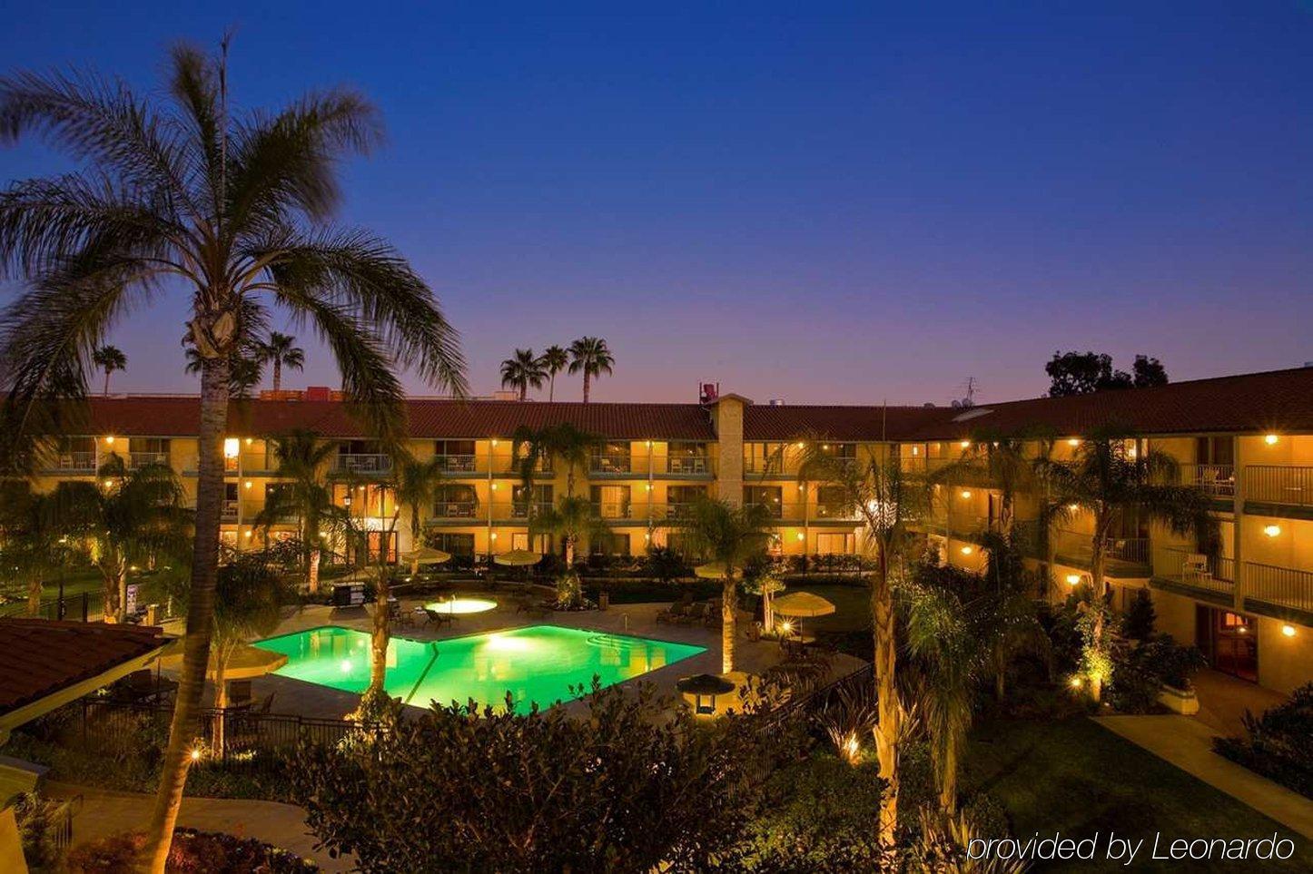 Hotel Doubletree By Hilton Airport Ontario